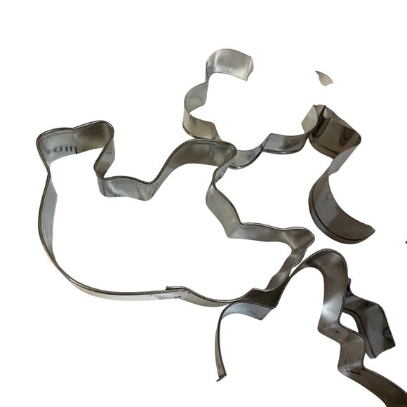 Celebrate It Metal Cookie Cutter Baking Set getting pieces - Picture 5 of 10